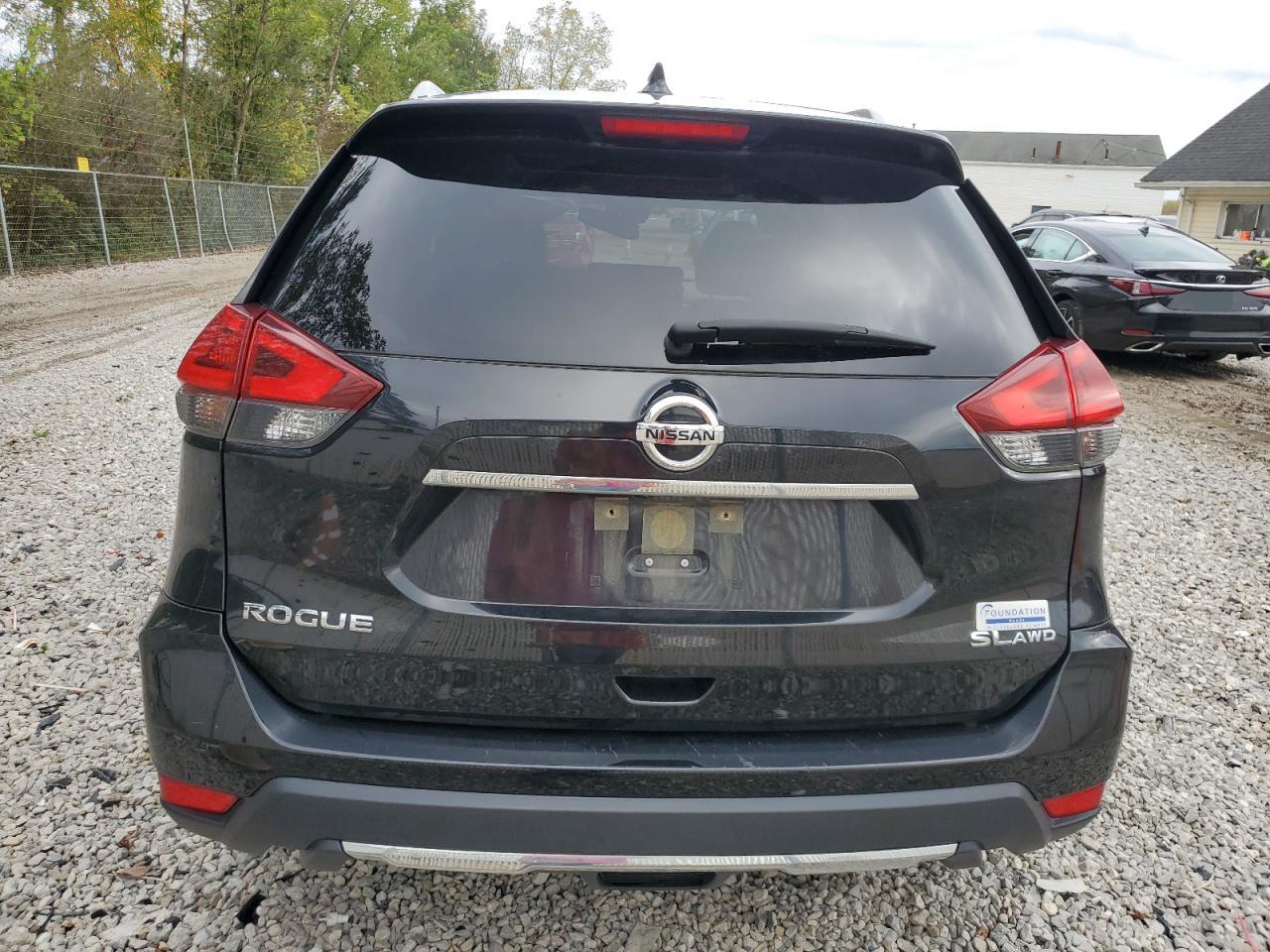 2018 Nissan Rogue S VIN: JN8AT2MV9JW314505 Lot: 81388085