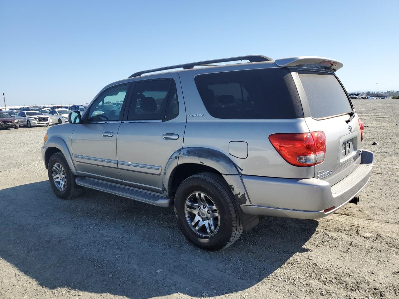 2005 Toyota Sequoia Limited silver suv gasoline 5TDZT38AX5S251819 photo #3