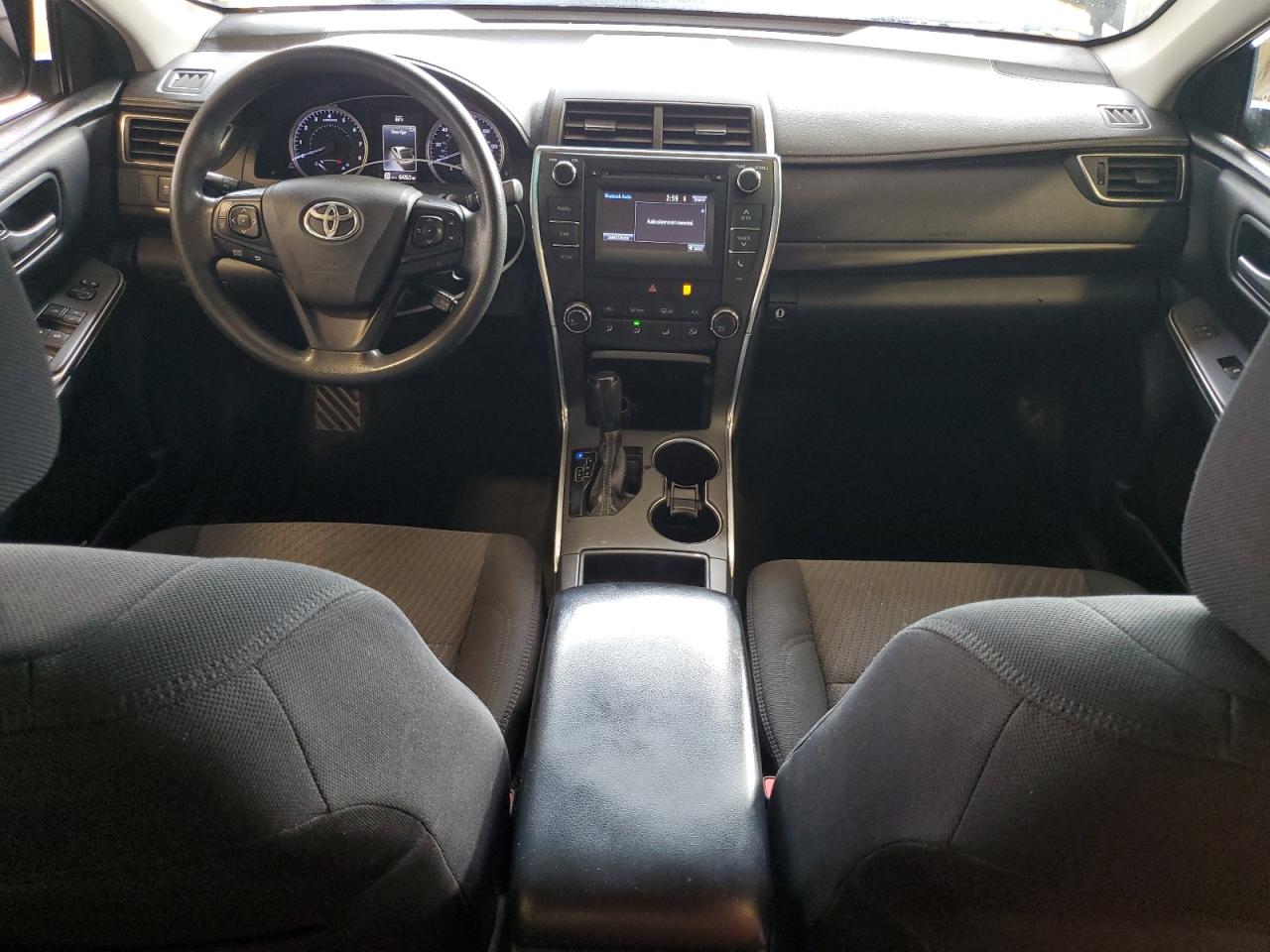 2017 Toyota Camry Le VIN: 4T1BF1FK8HU386690 Lot: 84007795