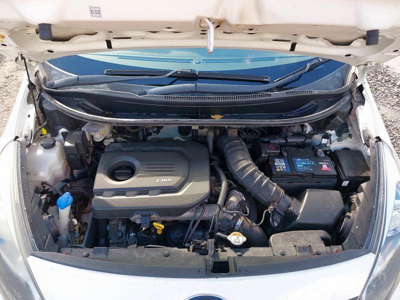 2015 KIA RIO 1