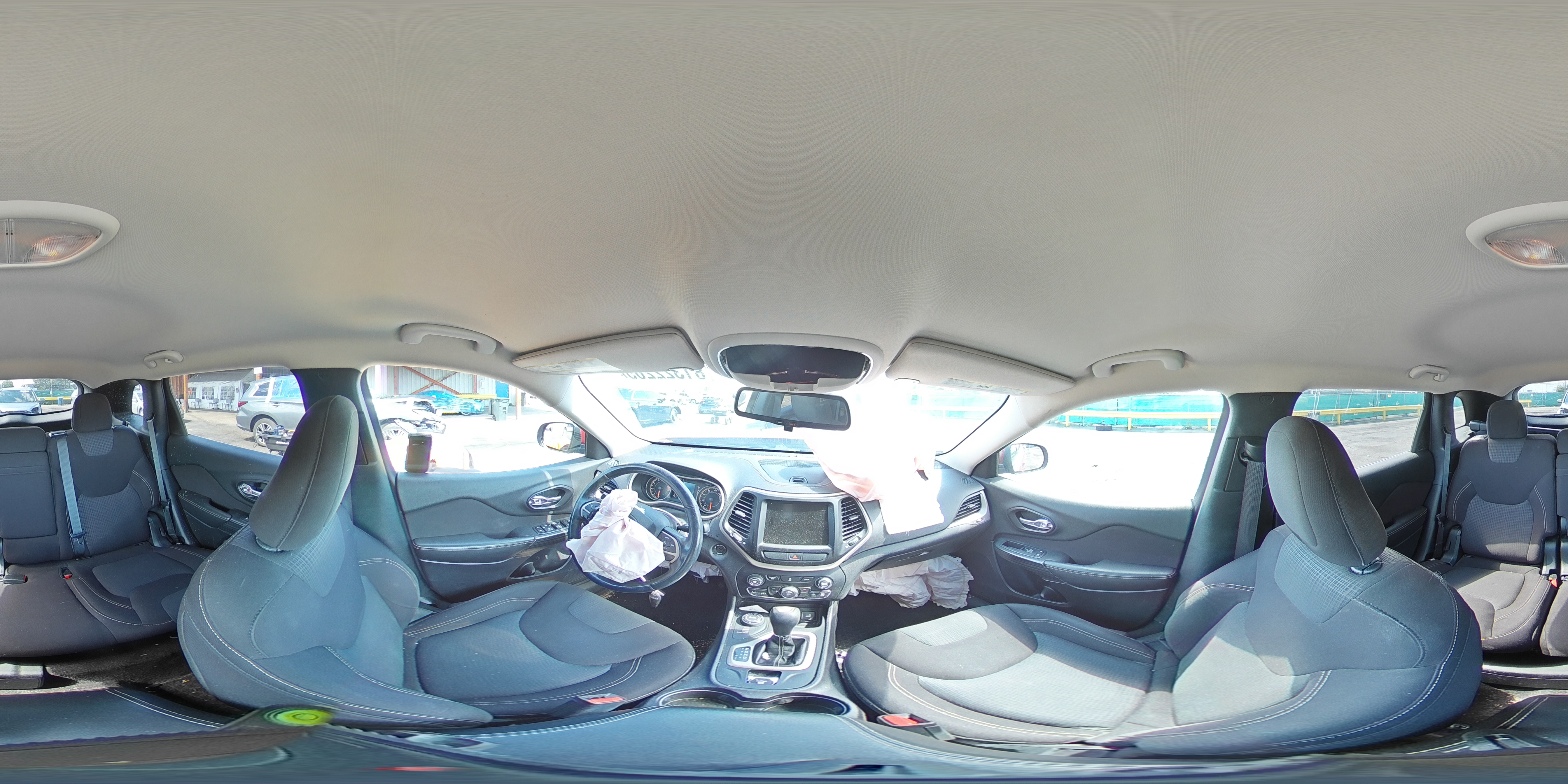 2017 Jeep Cherokee Latitude VIN: 1C4PJMCB3HW556828 Lot: 81322265