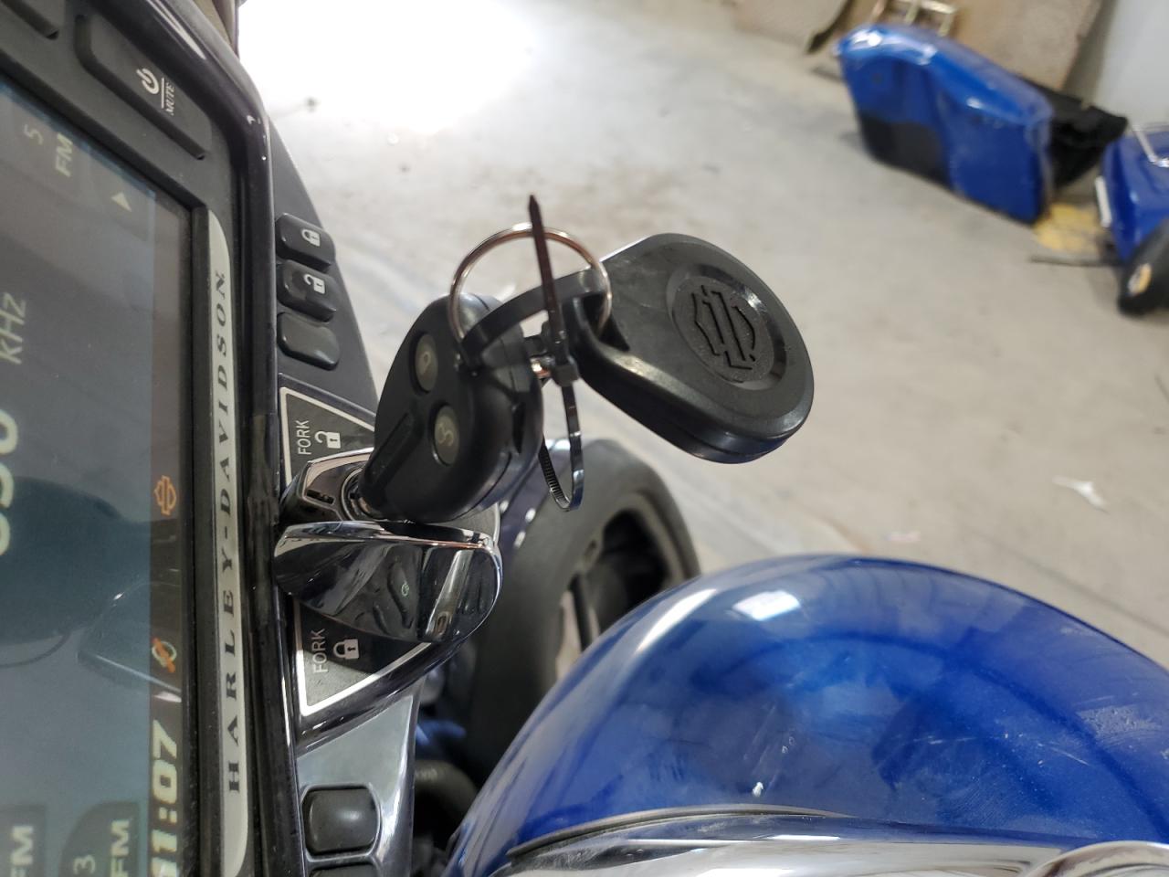 2014 Harley-Davidson Flhtkse Cvo Limited VIN: 1HD1TEN17EB958802 Lot: 81030585