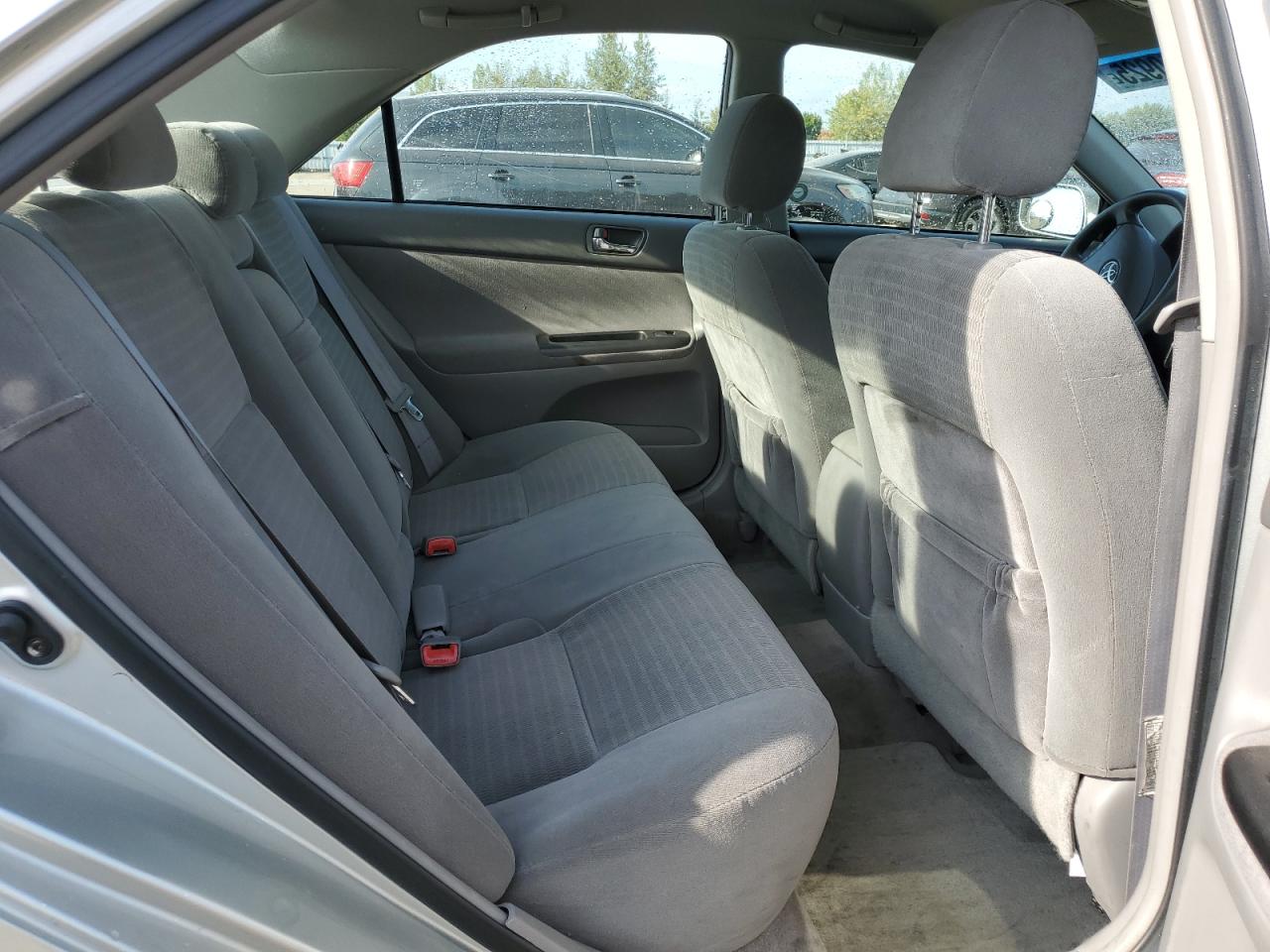 2005 Toyota Camry Le VIN: 4T1BF32K05U103826 Lot: 81050925
