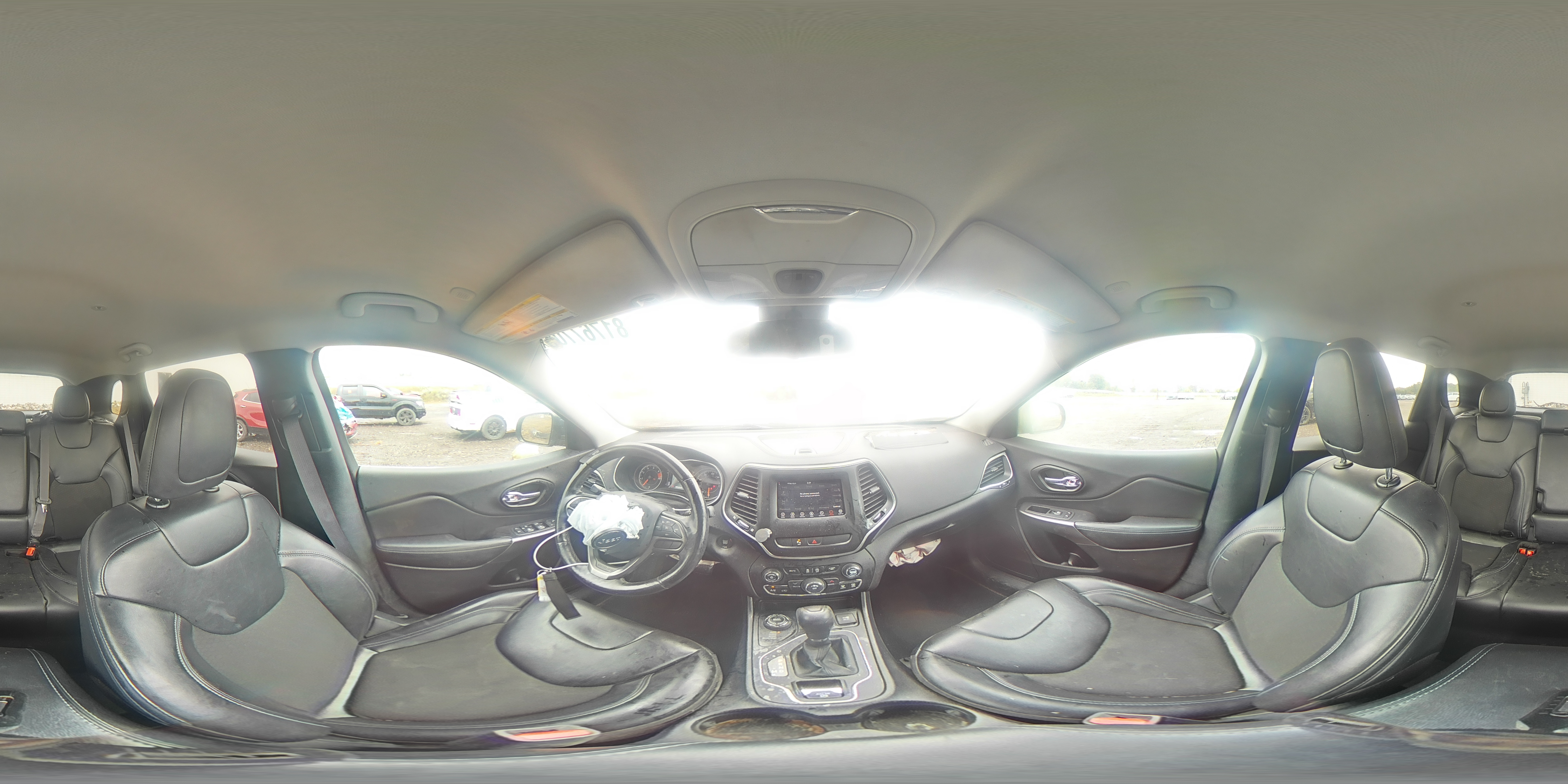 2020 Jeep Cherokee Latitude Plus VIN: 1C4PJMLB8LD598027 Lot: 81767705