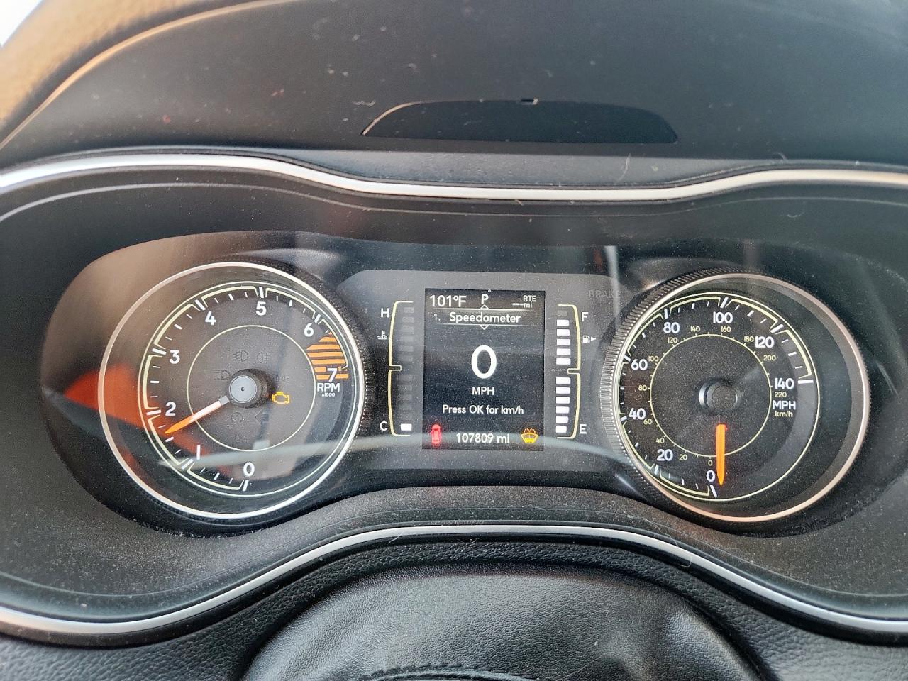 2019 Jeep Cherokee Latitude VIN: 1C4PJLCBXKD205024 Lot: 70768735