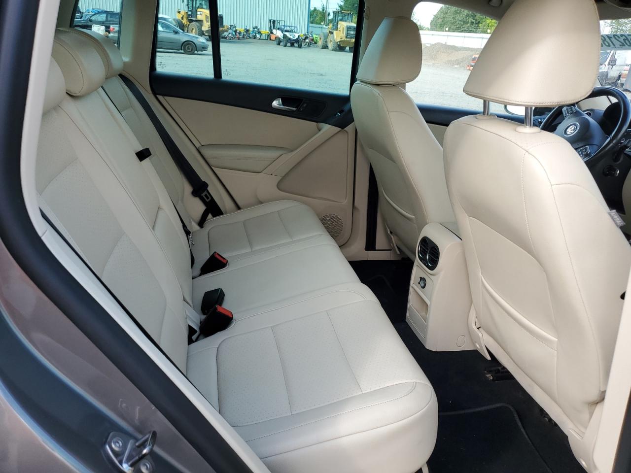 2011 Volkswagen Tiguan S VIN: WVGBV7AX6BW518513 Lot: 80562185