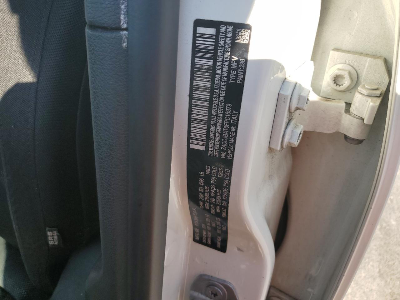 2015 Jeep Renegade Sport VIN: ZACCJBAT0FPC16979 Lot: 71081015