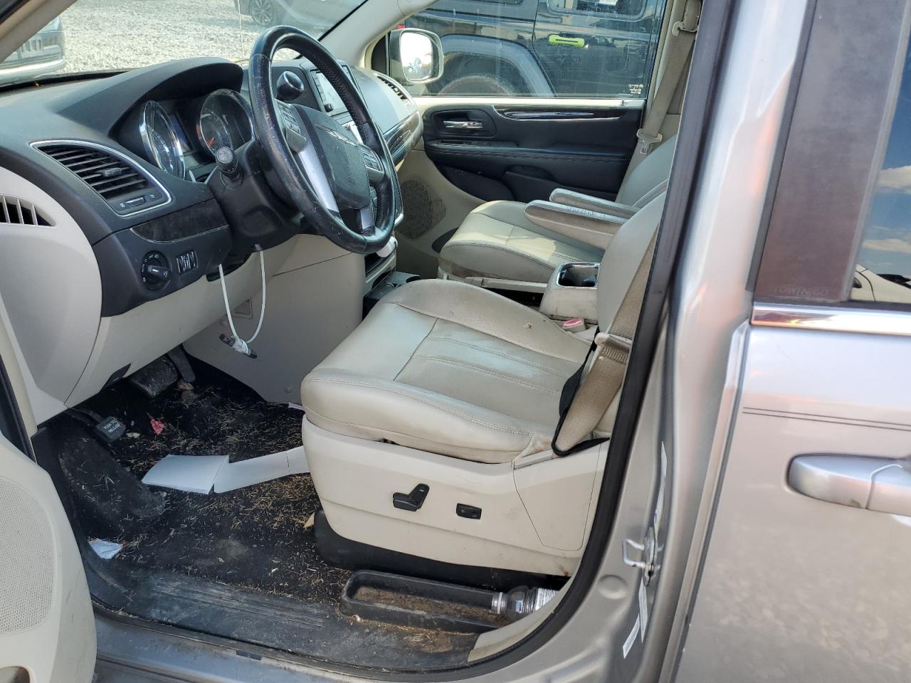 2013 Chrysler Town & Country Touring VIN: 2C4RC1BG6DR641535 Lot: 81701495