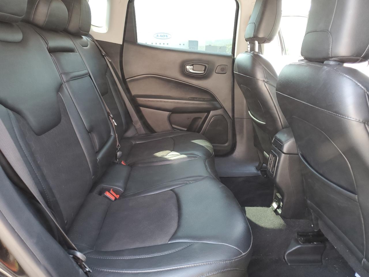 2018 Jeep Compass Latitude VIN: 3C4NJCBB0JT304937 Lot: 80927165