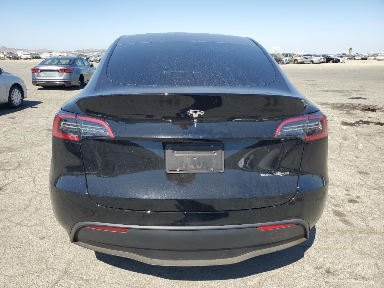 2024 Tesla Model Y VIN: 7SAYGAEE8RF005263 Lot: 81640445