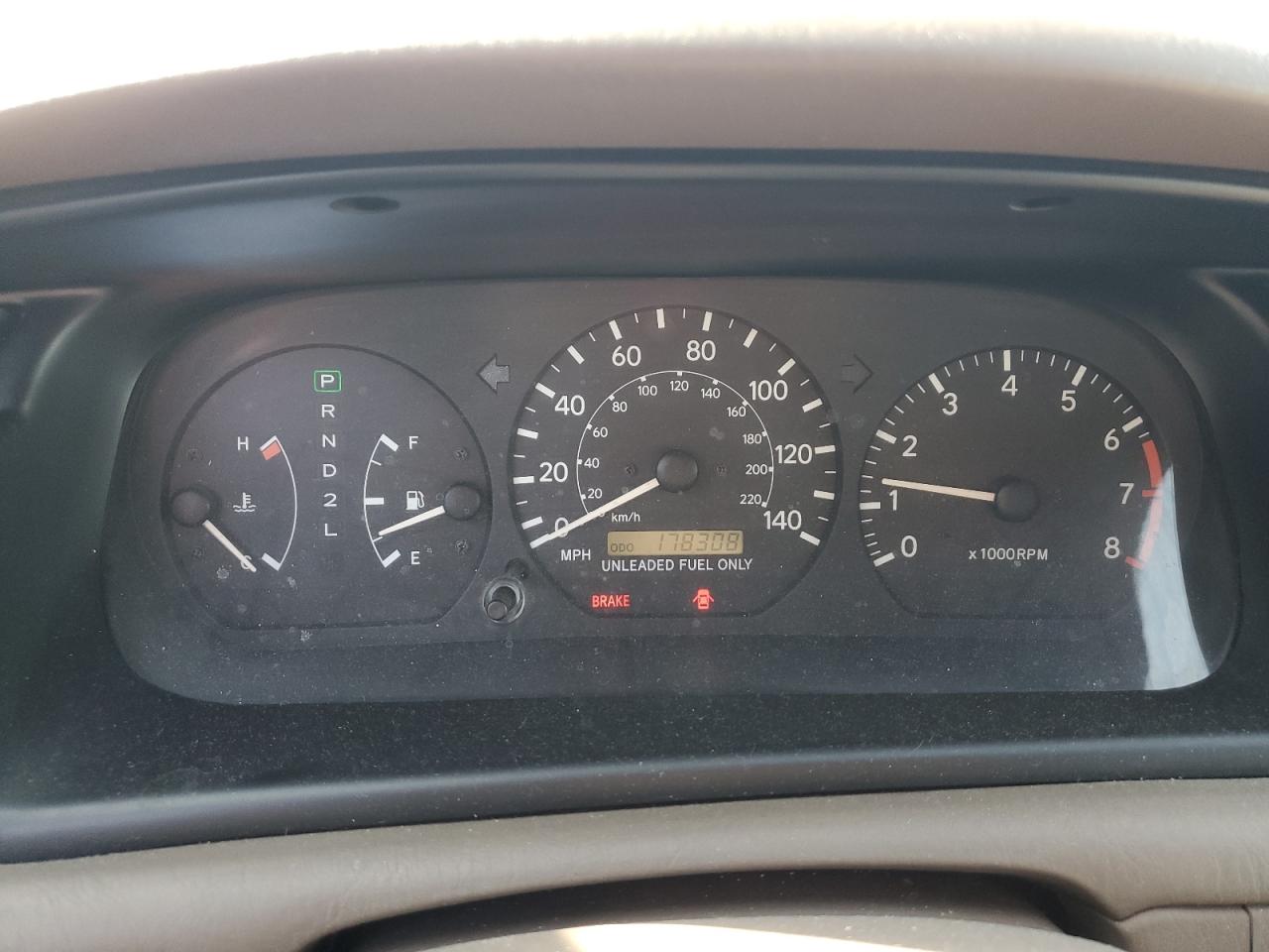 1999 Toyota Camry Le VIN: JT2BG22K2X0274463 Lot: 81400995