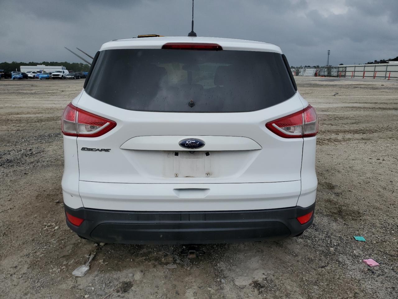 2014 Ford Escape S VIN: 1FMCU0F76EUC39571 Lot: 72006015
