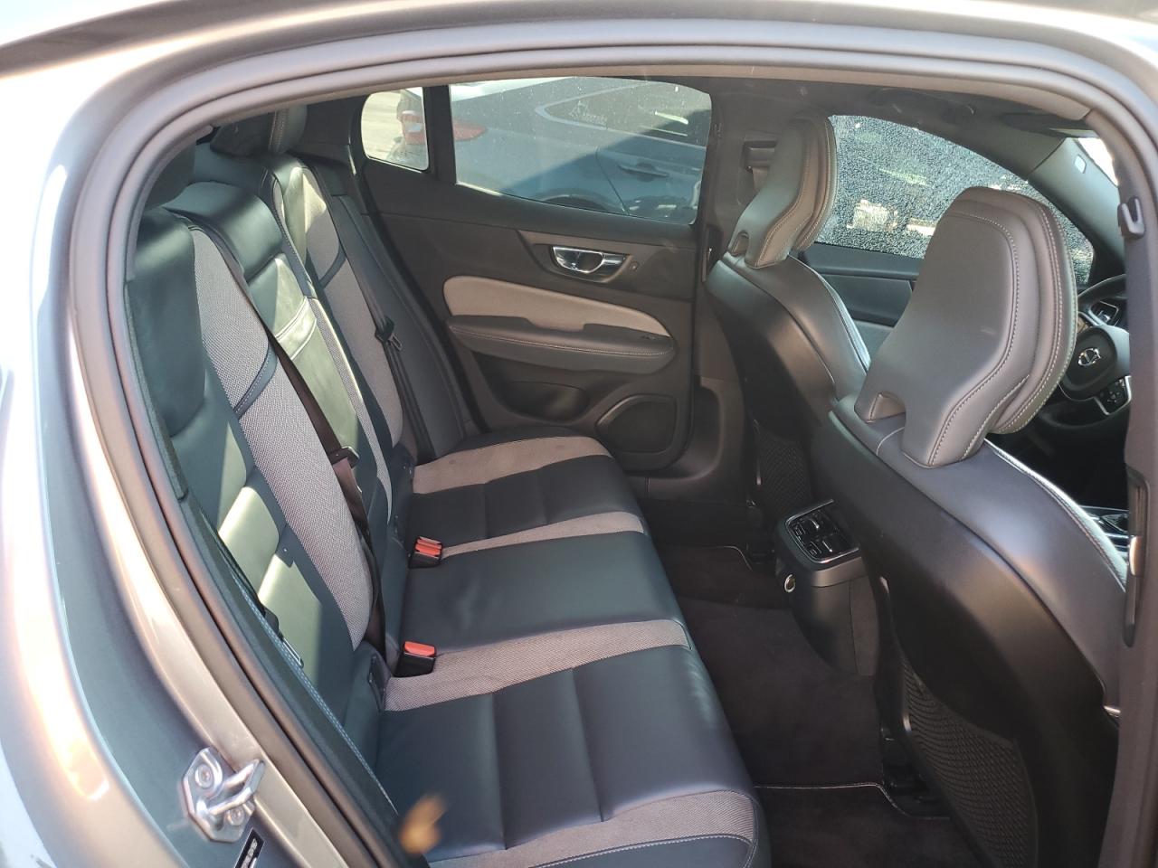 2020 Volvo S60 T5 R-Design VIN: 7JR102FM8LG041967 Lot: 81807205