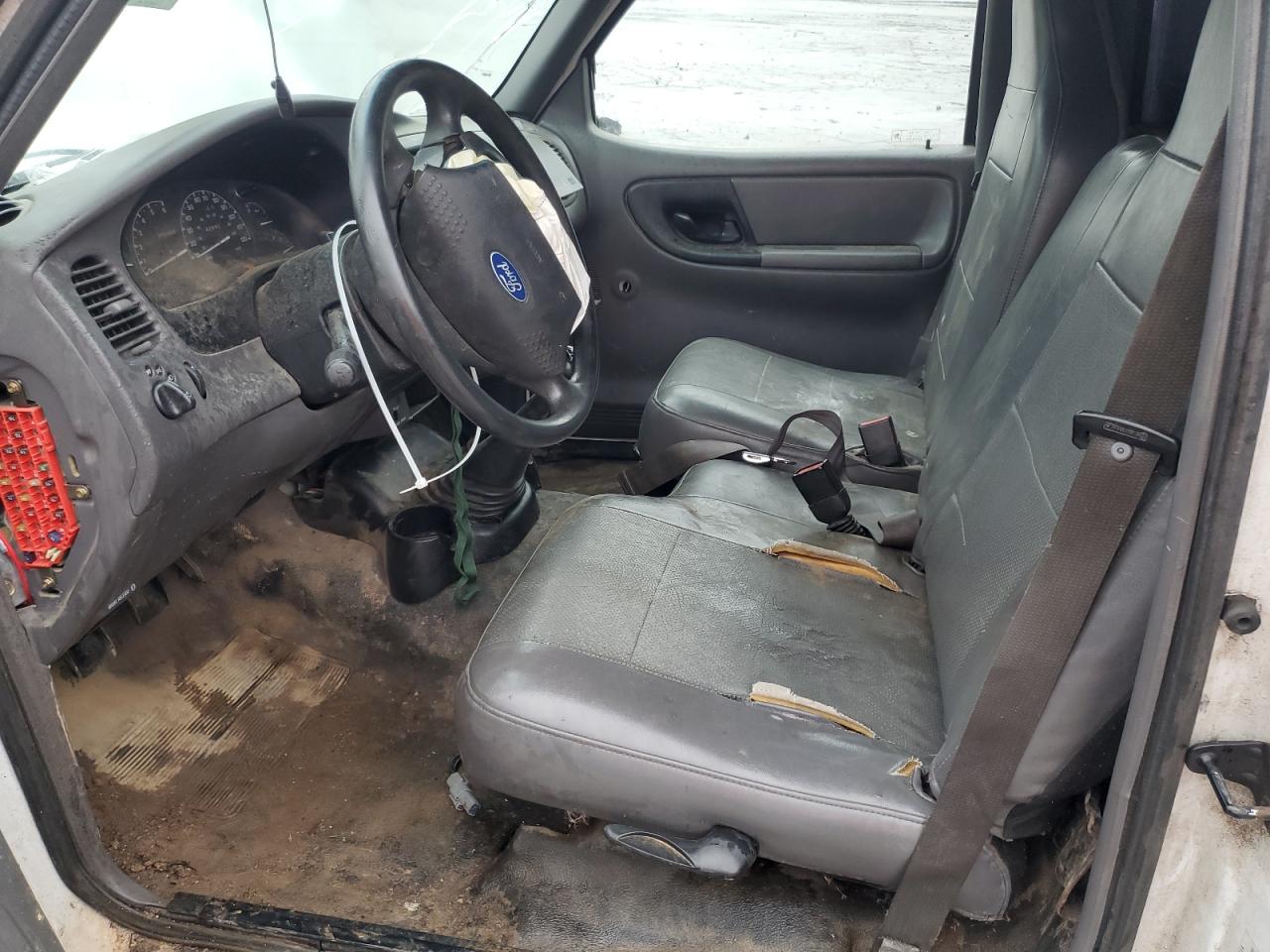 2001 Ford Ranger VIN: 1FTYR10D41TA87595 Lot: 81632675