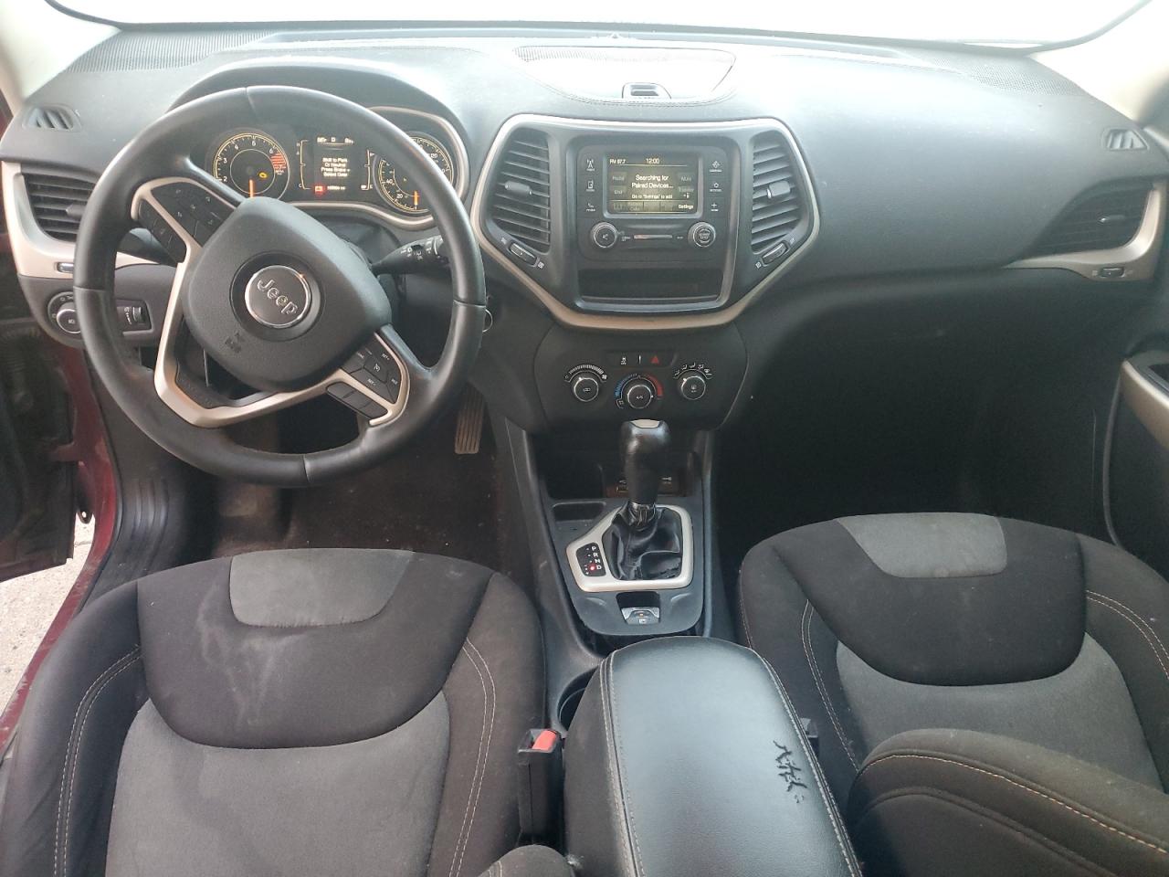 2018 Jeep Cherokee Latitude VIN: 1C4PJLCBXJD620195 Lot: 72058785