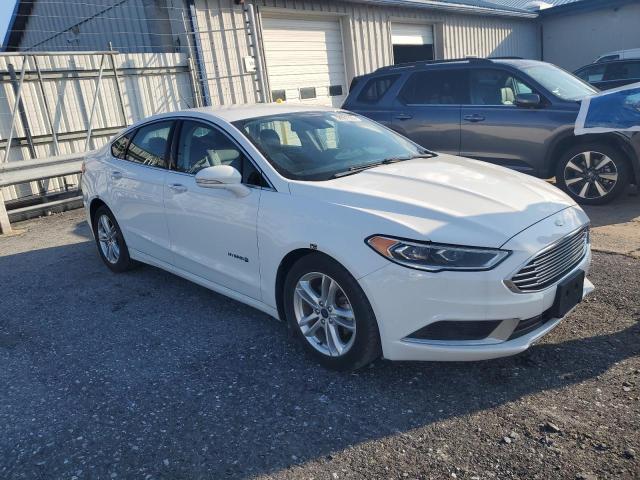  FORD FUSION 2018 Белый