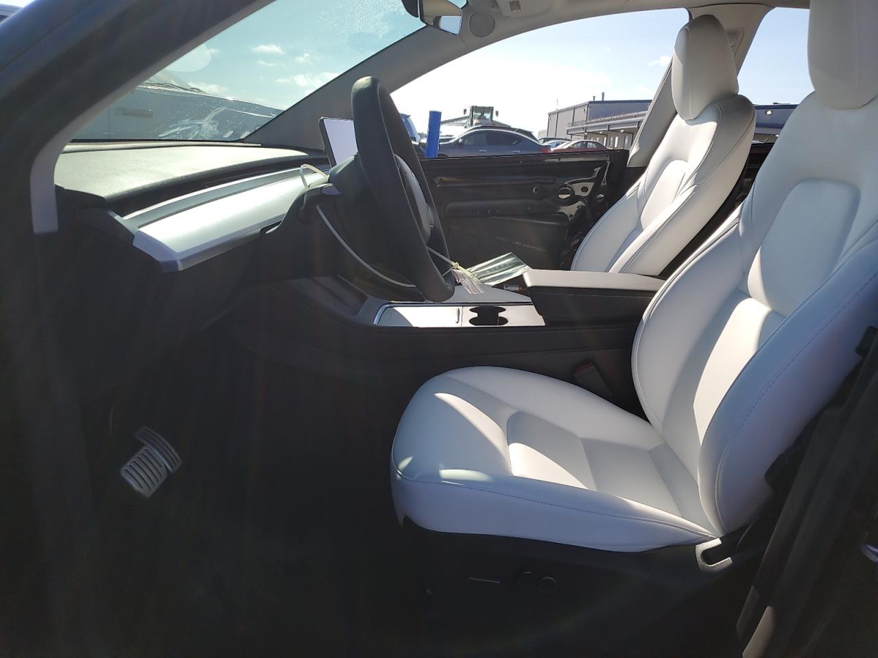 2025 Tesla Model Y VIN: 7SAYGDEF3SF302313 Lot: 80568965