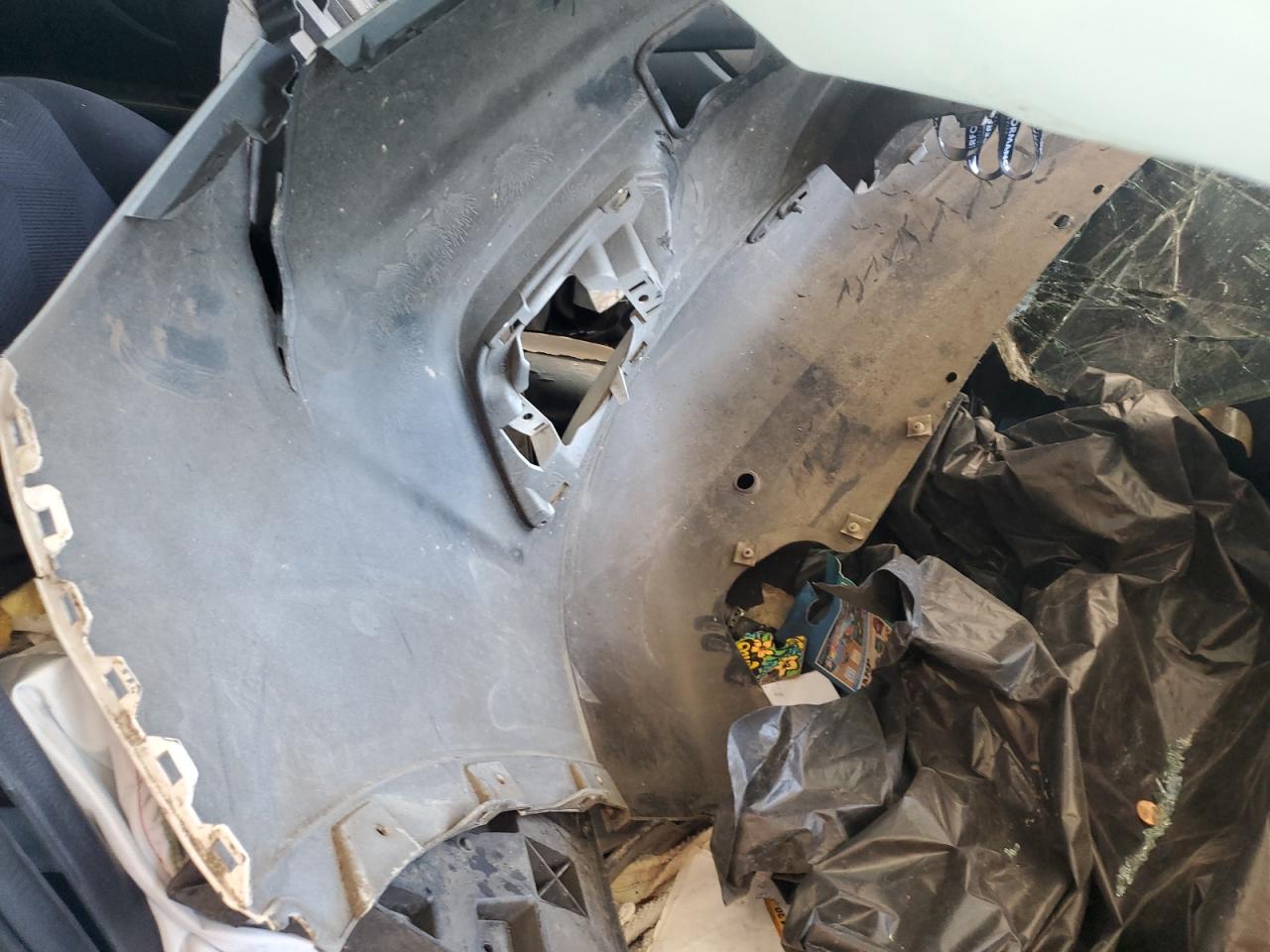 2015 Nissan Rogue S VIN: KNMAT2MT8FP573580 Lot: 81332455