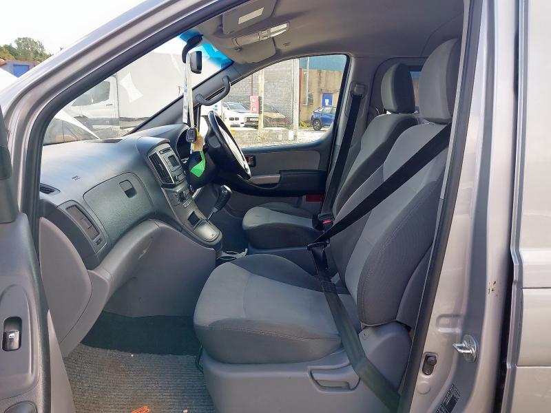 2017 HYUNDAI I800 SE CRDI AUTO 