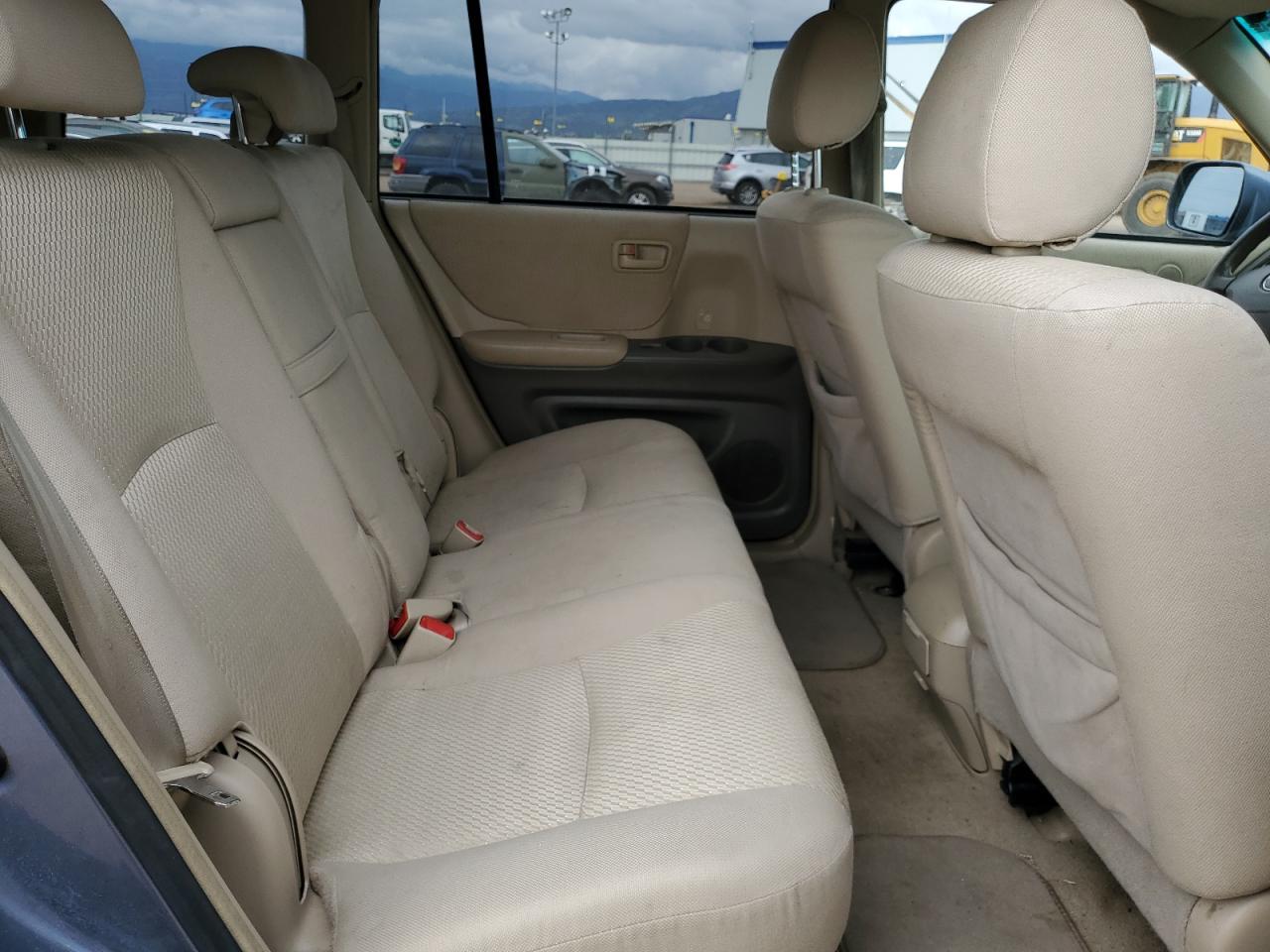 2004 Toyota Highlander VIN: JTEEP21A040061984 Lot: 82117895