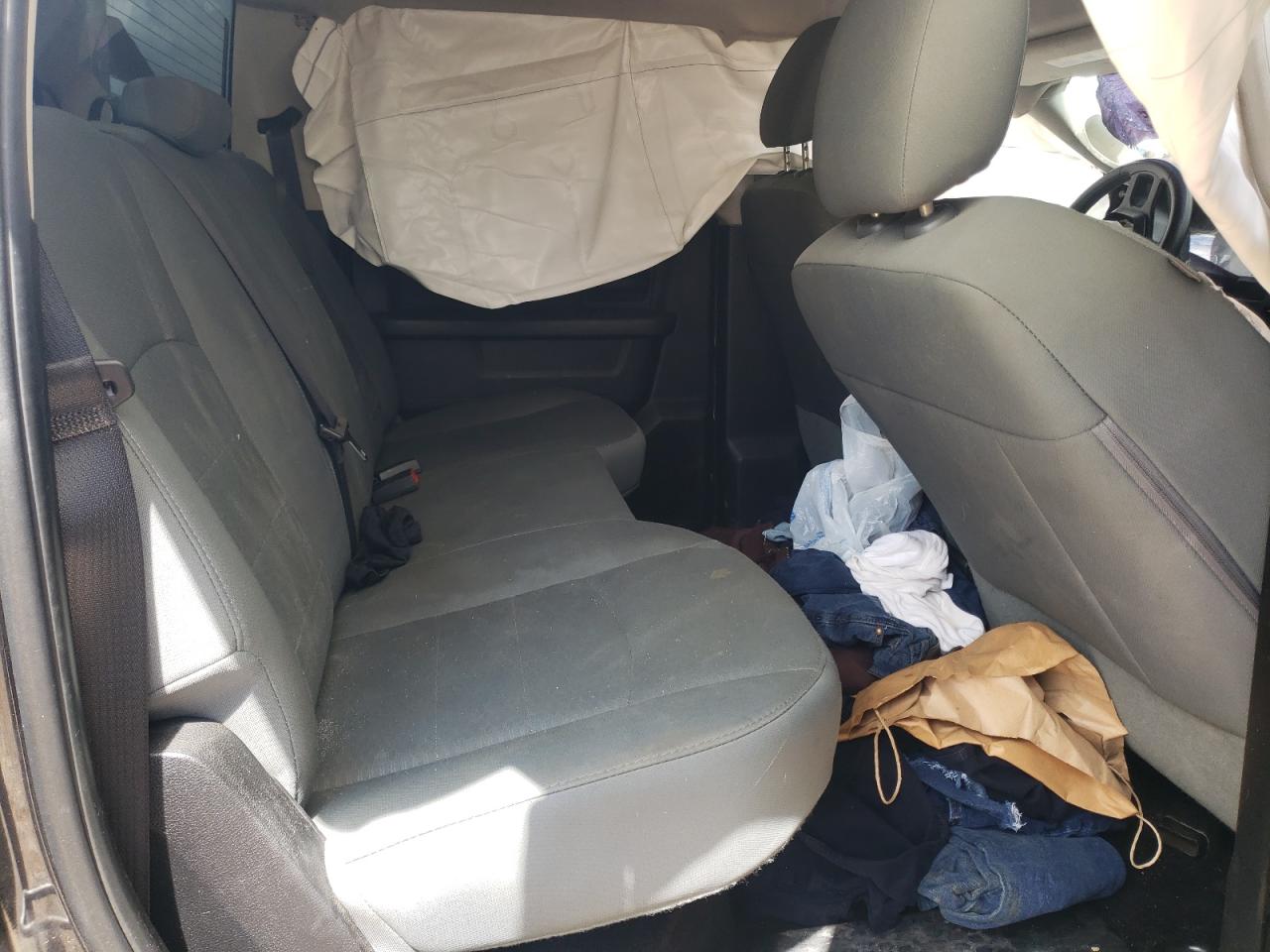 2016 Ram 1500 St VIN: 3C6RR7KT7GG266156 Lot: 84360875