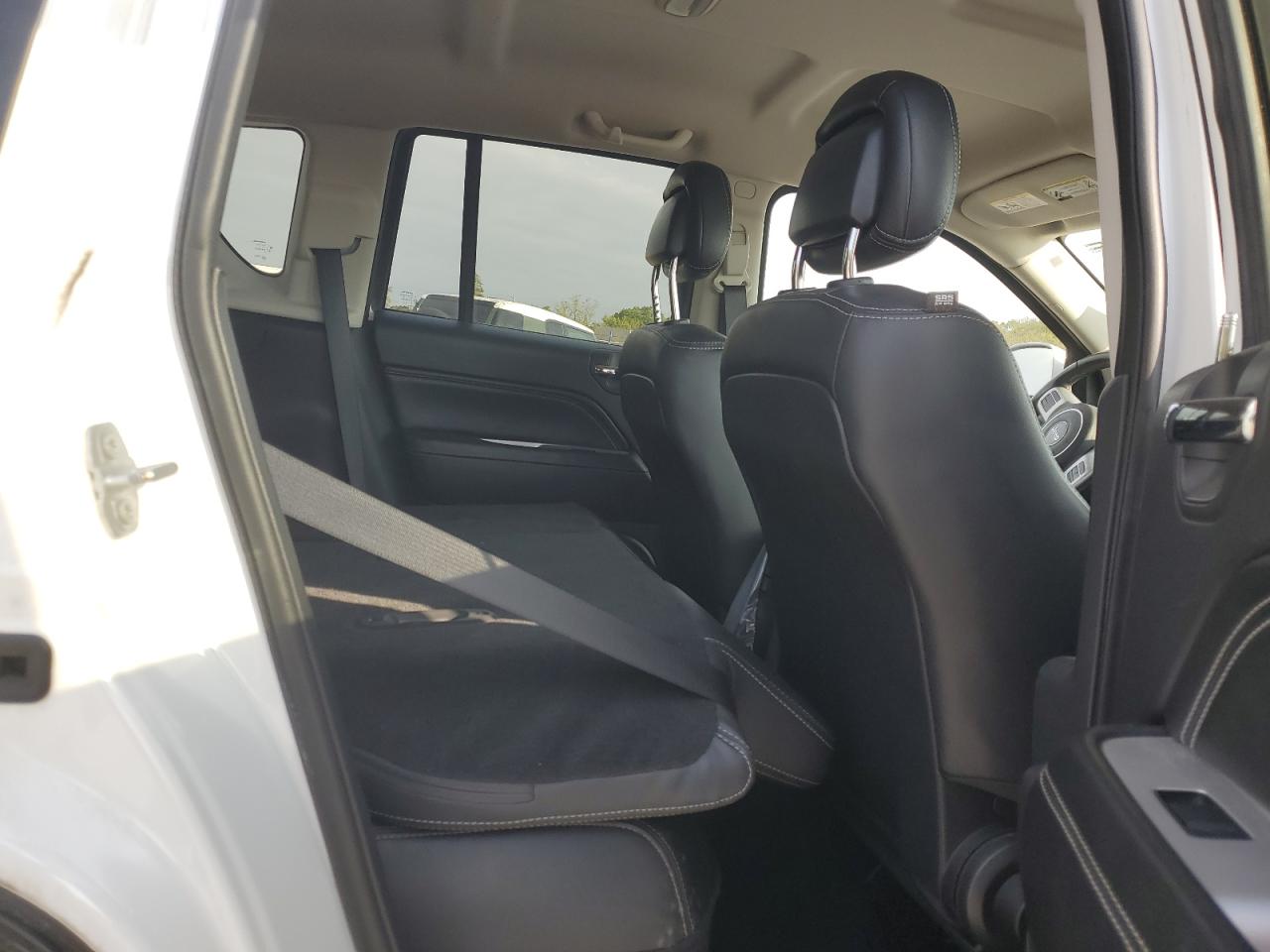 2015 Jeep Compass Latitude VIN: 1C4NJDEB7FD183659 Lot: 71241605