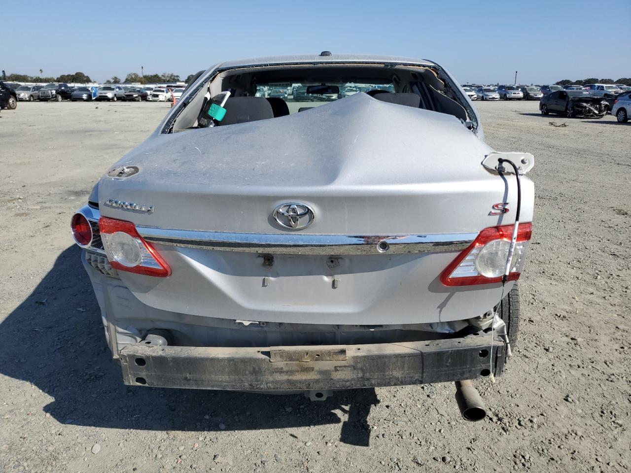 2011 Toyota Corolla Base VIN: 2T1BU4EE0BC664025 Lot: 81760175