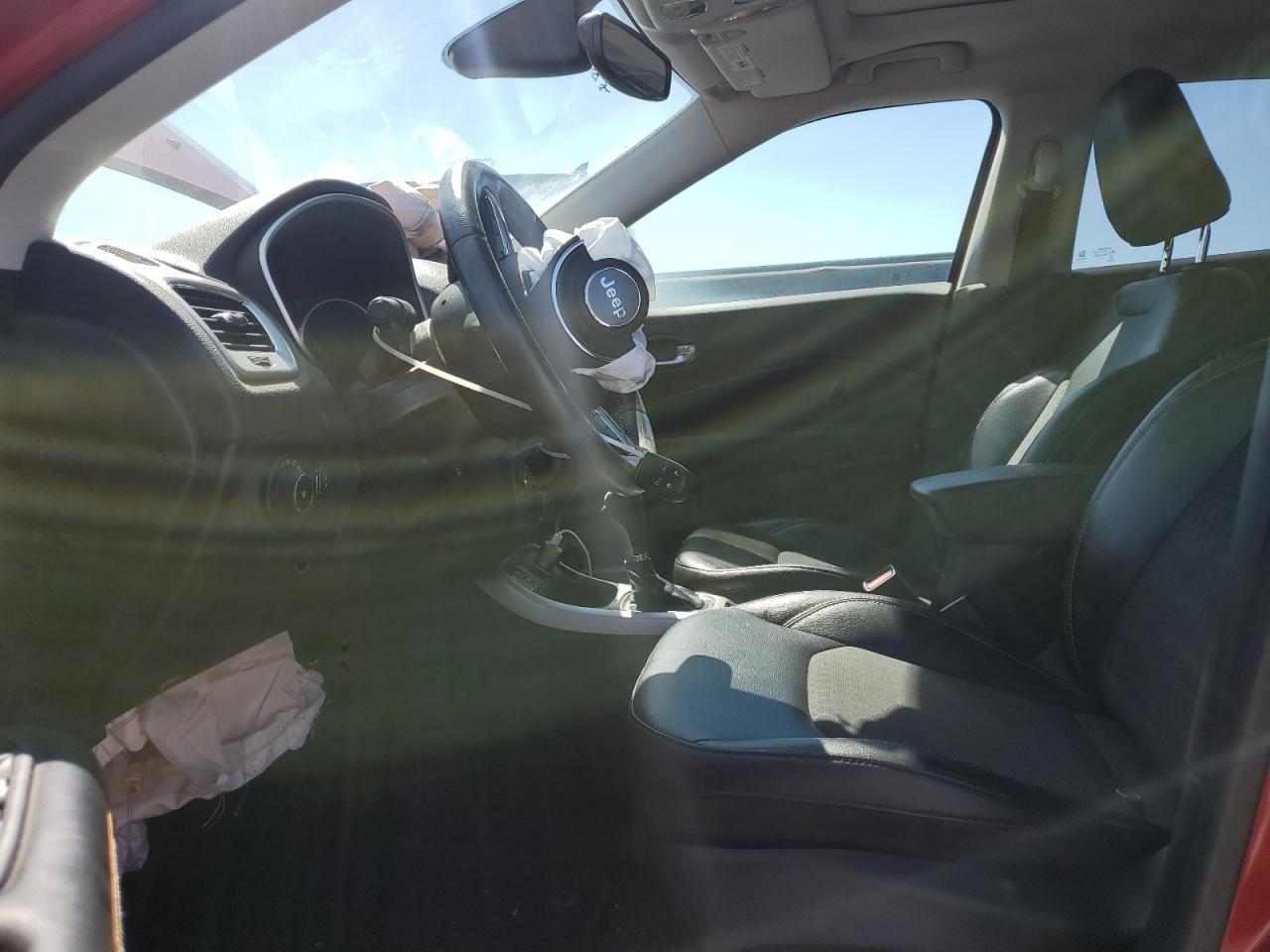 2018 Jeep Compass Latitude VIN: 3C4NJCBB0JT240513 Lot: 71701465