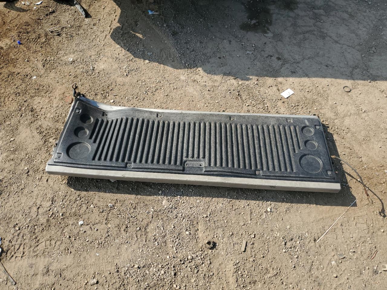 2005 GMC Sierra K1500 Denali VIN: 2GTEK63NX51124315 Lot: 80127065