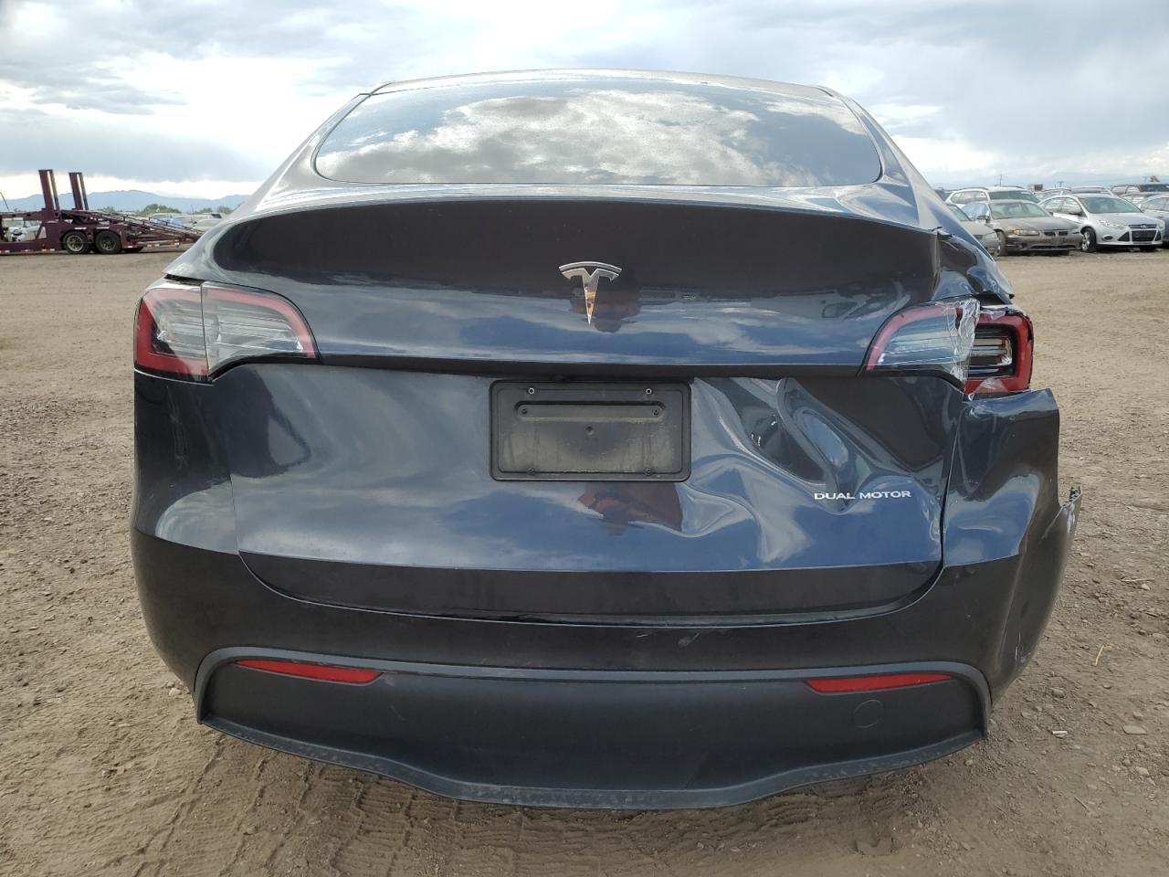 2024 Tesla Model Y VIN: 7SAYGDEE2RF116621 Lot: 80052465