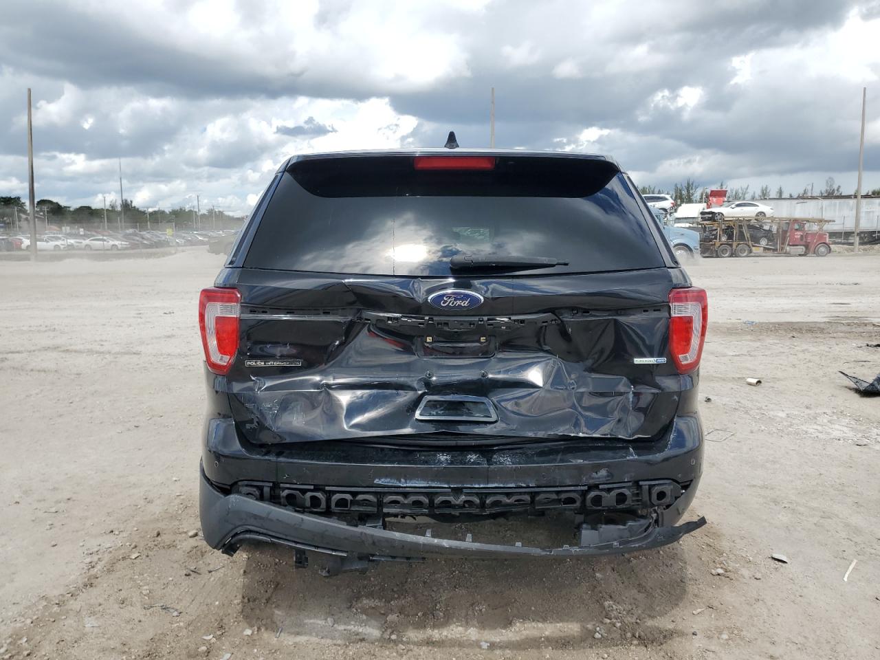 2016 Ford Explorer Police Interceptor VIN: 1FM5K8AR3GGC91604 Lot: 81281835
