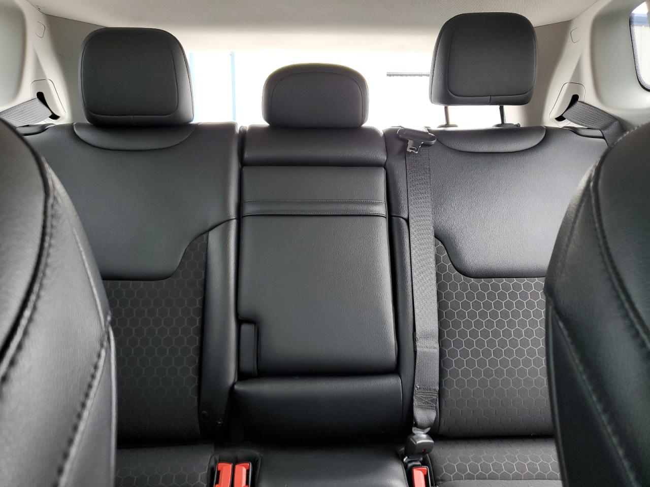 2019 Jeep Compass Latitude VIN: 3C4NJDBBXKT767708 Lot: 80407305