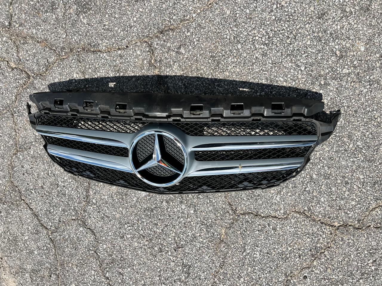 2015 Mercedes-Benz C 300 VIN: 55SWF4JB3FU068480 Lot: 70721175