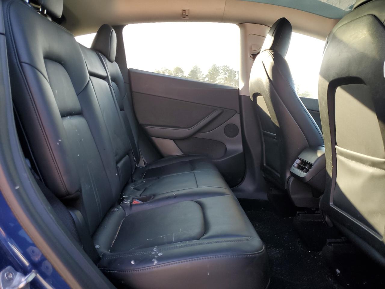 2021 Tesla Model Y VIN: 5YJYGDED1MF121029 Lot: 71233775