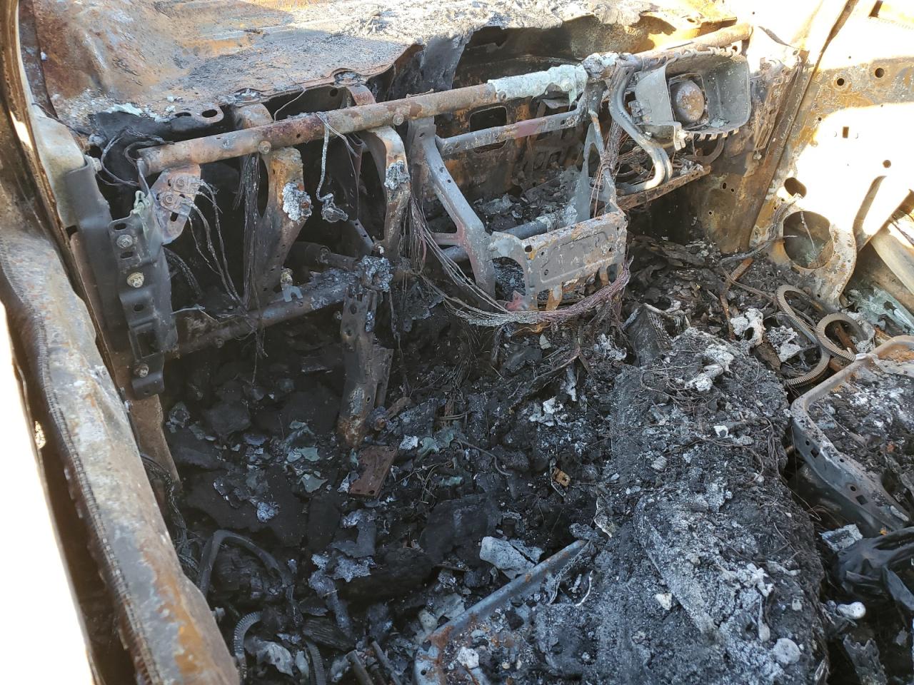 2017 Ford Escape Se VIN: 1FMCU9GD3HUE04845 Lot: 82124115