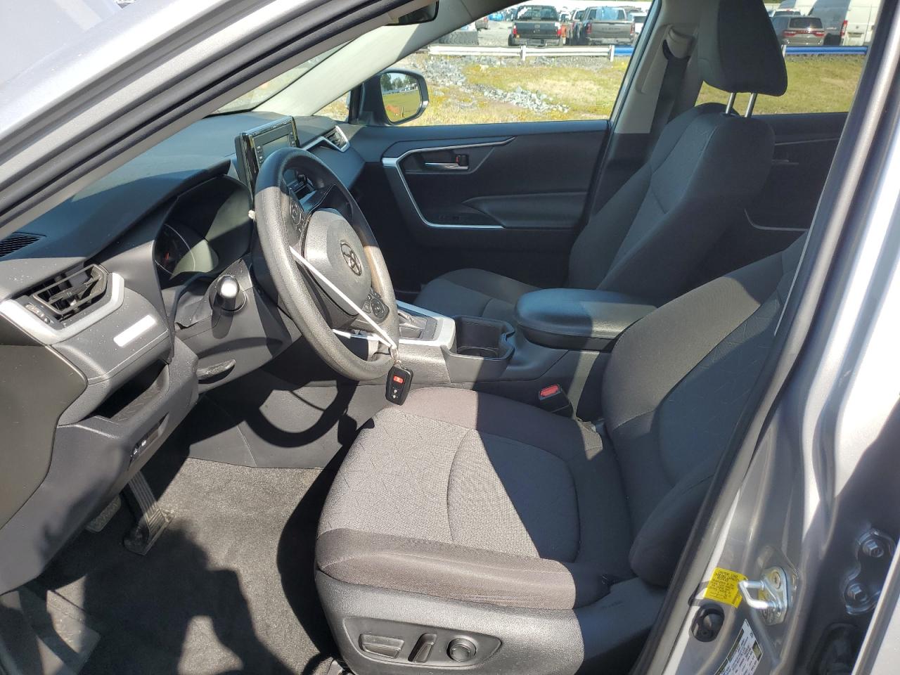 2022 Toyota Rav4 Xle VIN: 2T3P1RFV4NW286568 Lot: 72011205