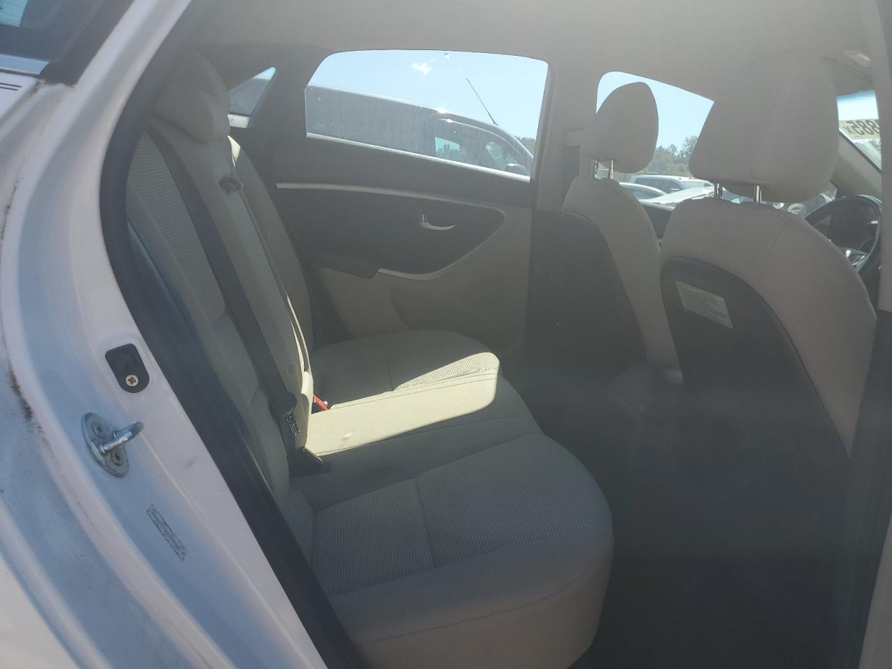 2013 Hyundai Elantra Gt VIN: KMHD35LE8DU092384 Lot: 71088885