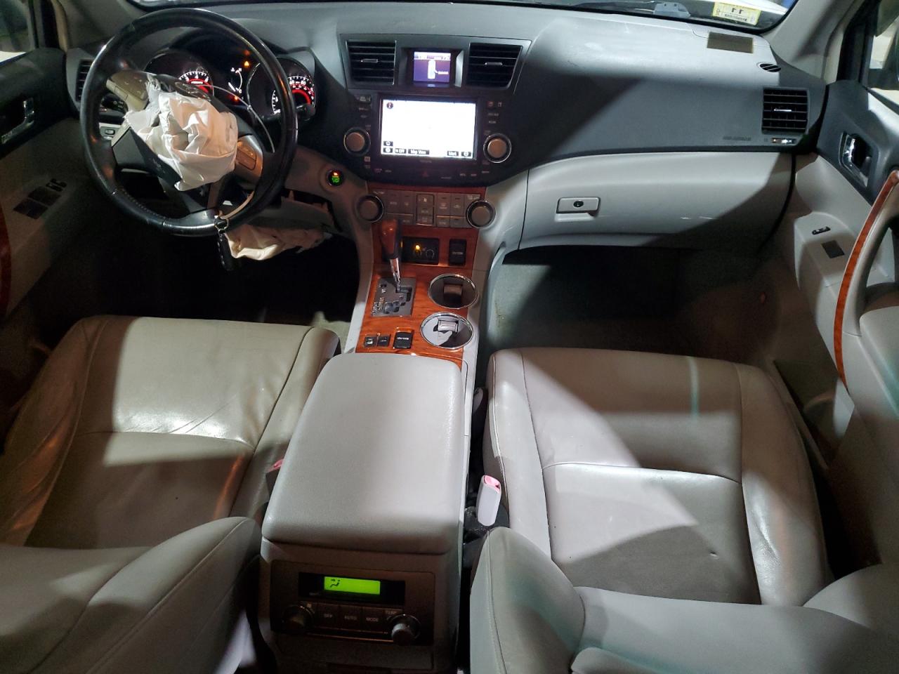 2010 Toyota Highlander Limited VIN: JTEDK3EH4A2156488 Lot: 81746195