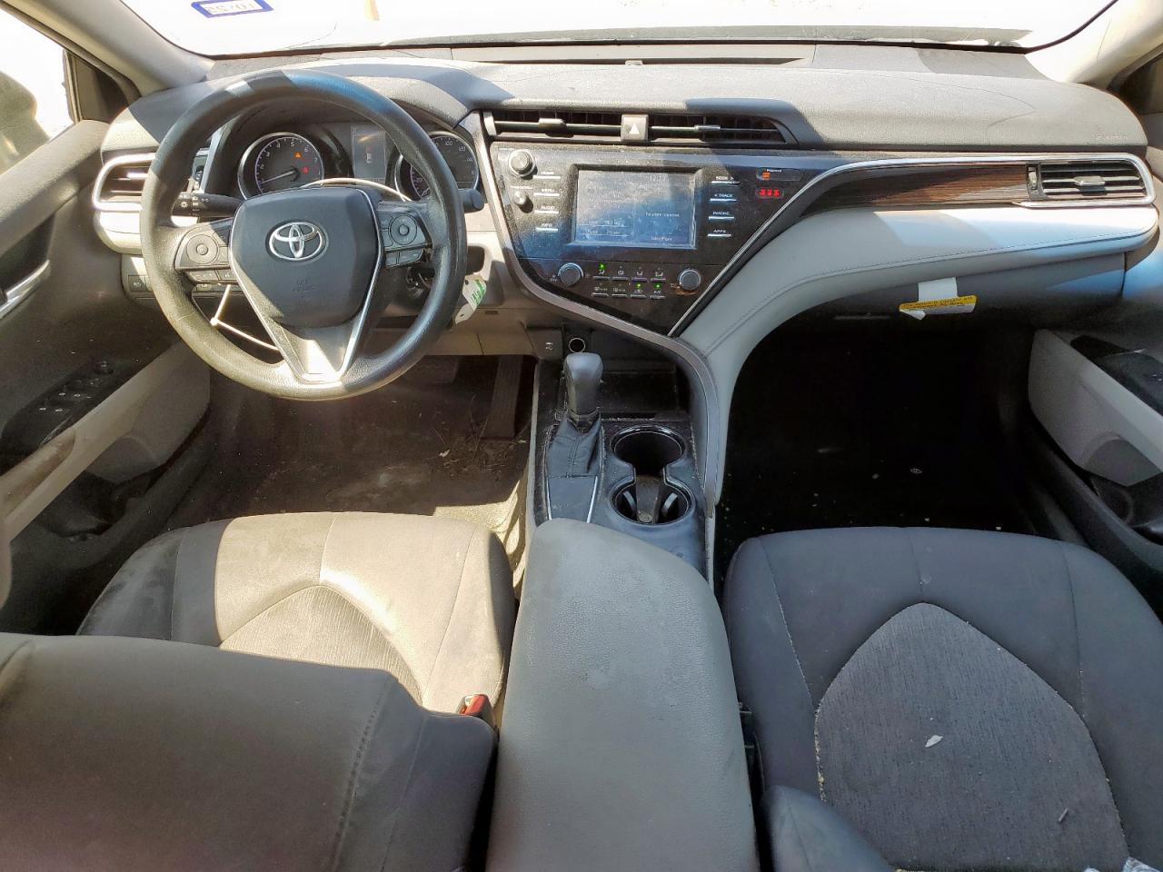 2018 Toyota Camry L VIN: JTNB11HK2J3021980 Lot: 84565145