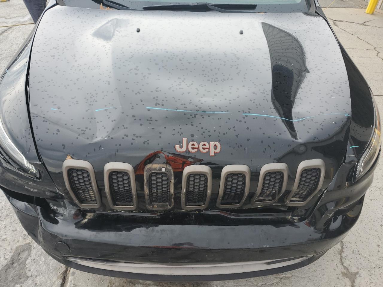 2017 Jeep Cherokee Latitude VIN: 1C4PJLCB2HW579012 Lot: 80733455