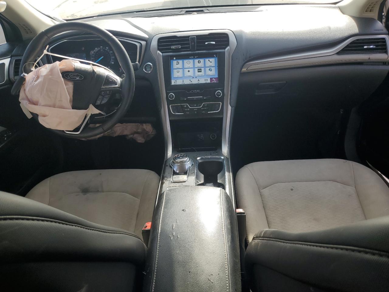 2019 Ford Fusion Se VIN: 3FA6P0HD8KR101826 Lot: 80156115