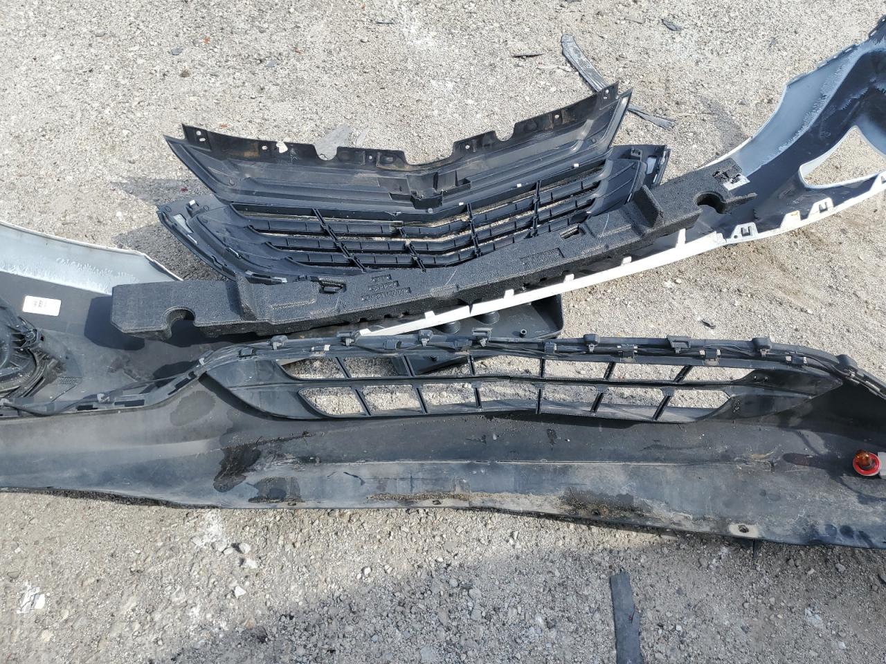 2018 Chevrolet Equinox Lt VIN: 2GNAXJEV8J6303179 Lot: 80904745