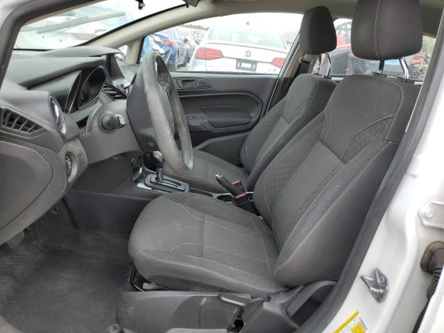 FORD FIESTA 2019 Белы