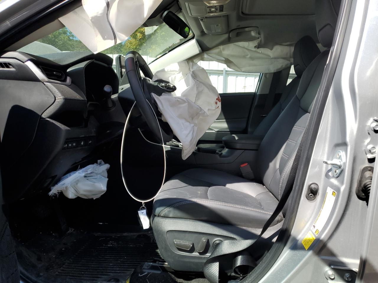 2025 Toyota Rav4 Xle Premium VIN: 2T3B6RFV4SW084711 Lot: 80504855