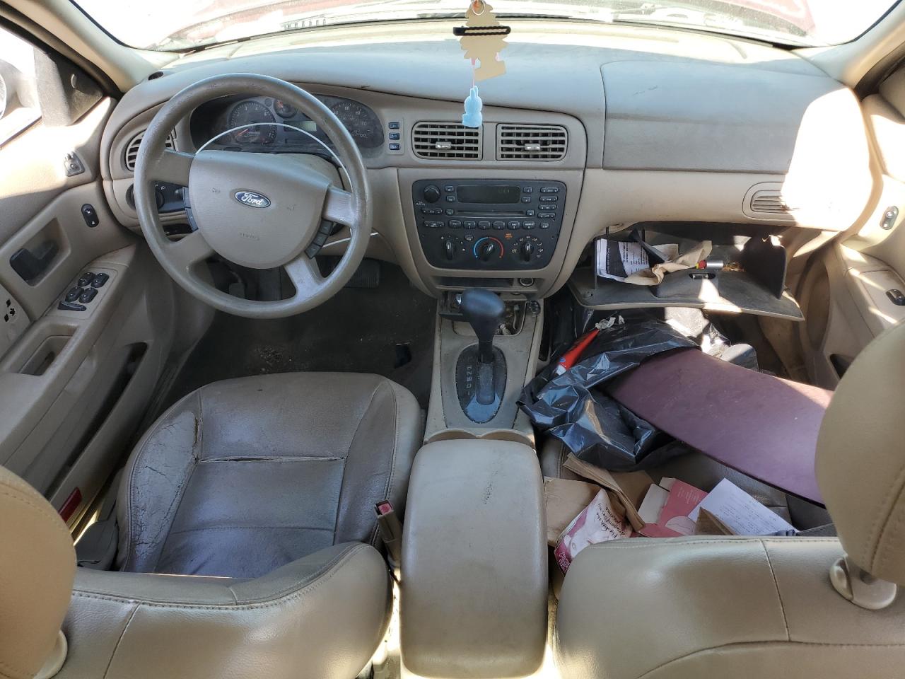 2005 Ford Taurus Se VIN: 1FAFP53265A240449 Lot: 81135905
