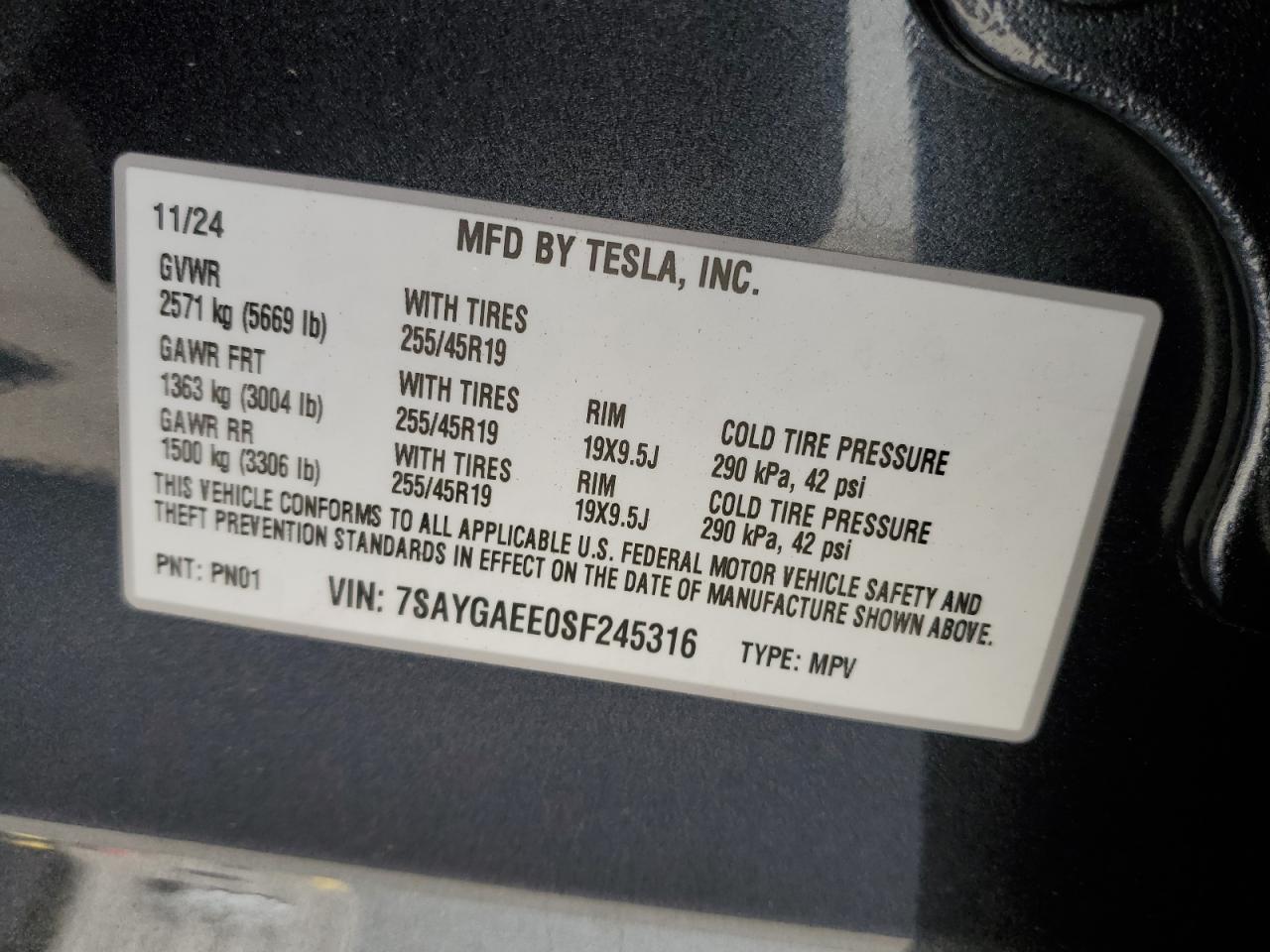 2025 Tesla Model Y VIN: 7SAYGAEE0SF245316 Lot: 81234375