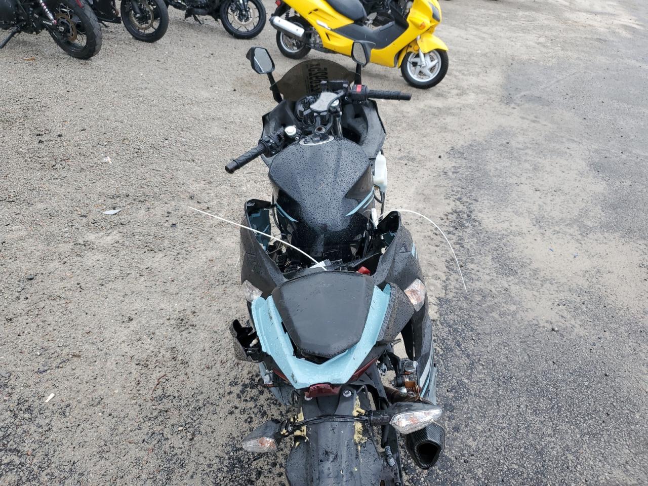 2020 Kawasaki Ex400 VIN: JKAEXKG14LDA81297 Lot: 84226925