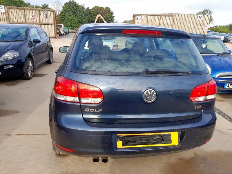 2010 VOLKSWAGEN GOLF S TSI 