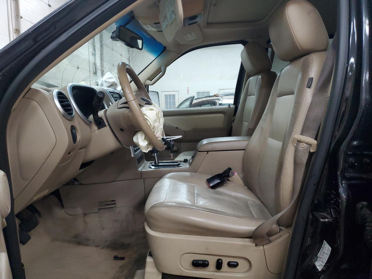 2007 Mercury Mountaineer Premier VIN: 4M2EU48887UJ02820 Lot: 84358825