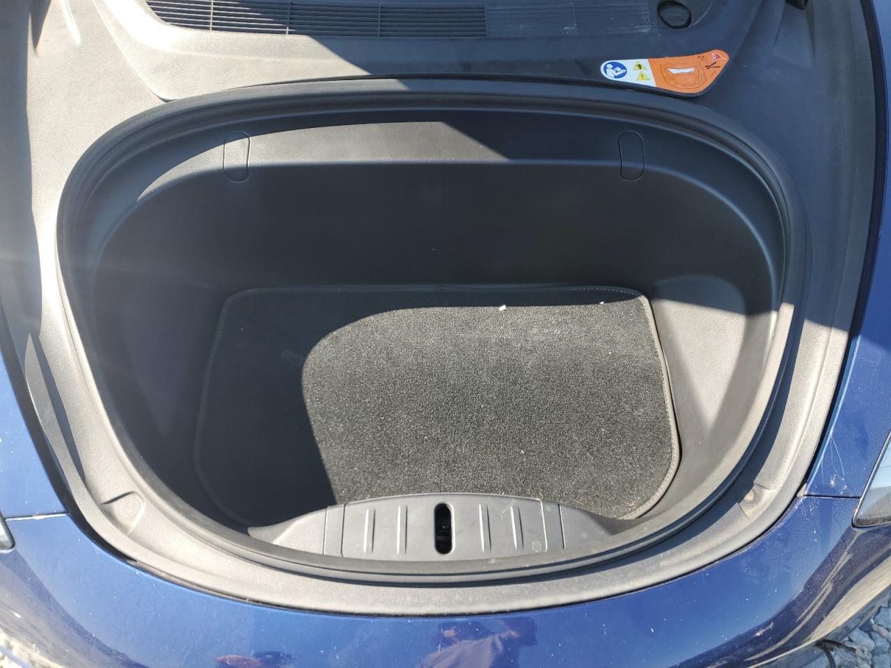 2018 Tesla Model 3 VIN: 5YJ3E1EA8JF015614 Lot: 80161255